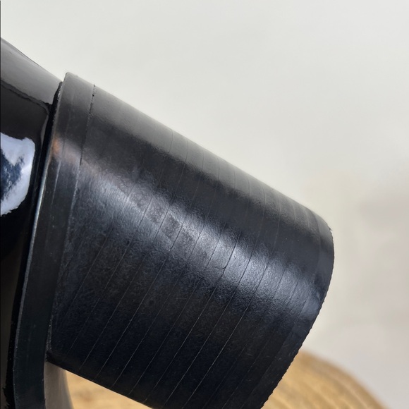 Intentionally Blank Black Patent Leather Ankle Boots 10 Square Mod Chunky Heel - Picture 9 of 11